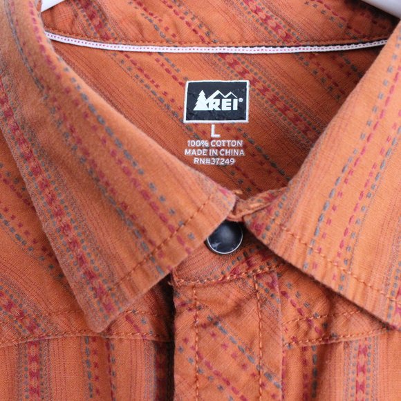 REI Short Sleeve Button Down Hiking Shirt Mens L - Picture 4 of 9
